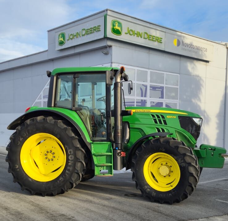 John Deere 6125R